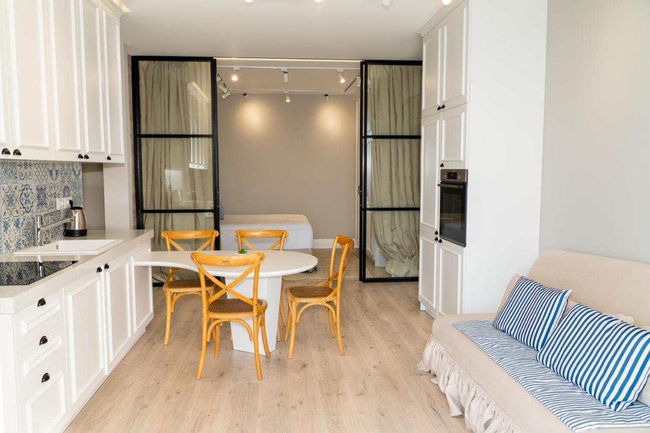 Limani Luxury Apartments Beachfront Sarande Exterior photo